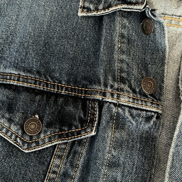 Men’s Levi’s Denim Jacket - Picture 6 of 6